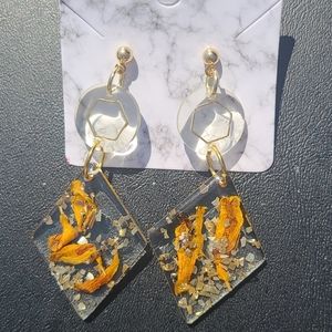 🌻 Sunflower Acrylic Earrings 🌻